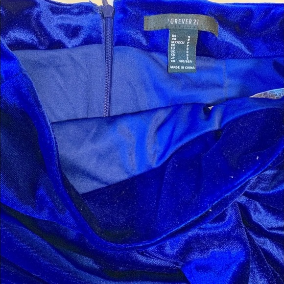 Velvet Ruffled Skirt💙 - Picture 9 of 9